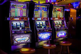 cifibet মোবাইলে ক্রিকেট বেটিং – বাংলাদেশ থেকে স্মার্টফোনে লাইভ ম্যাচ বেটিং করার দৃশ্য